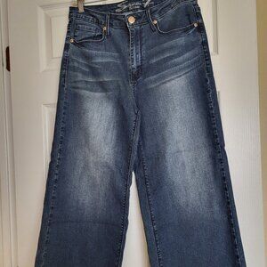 NWOT Seven Denim Gaucho Jeans Size 10